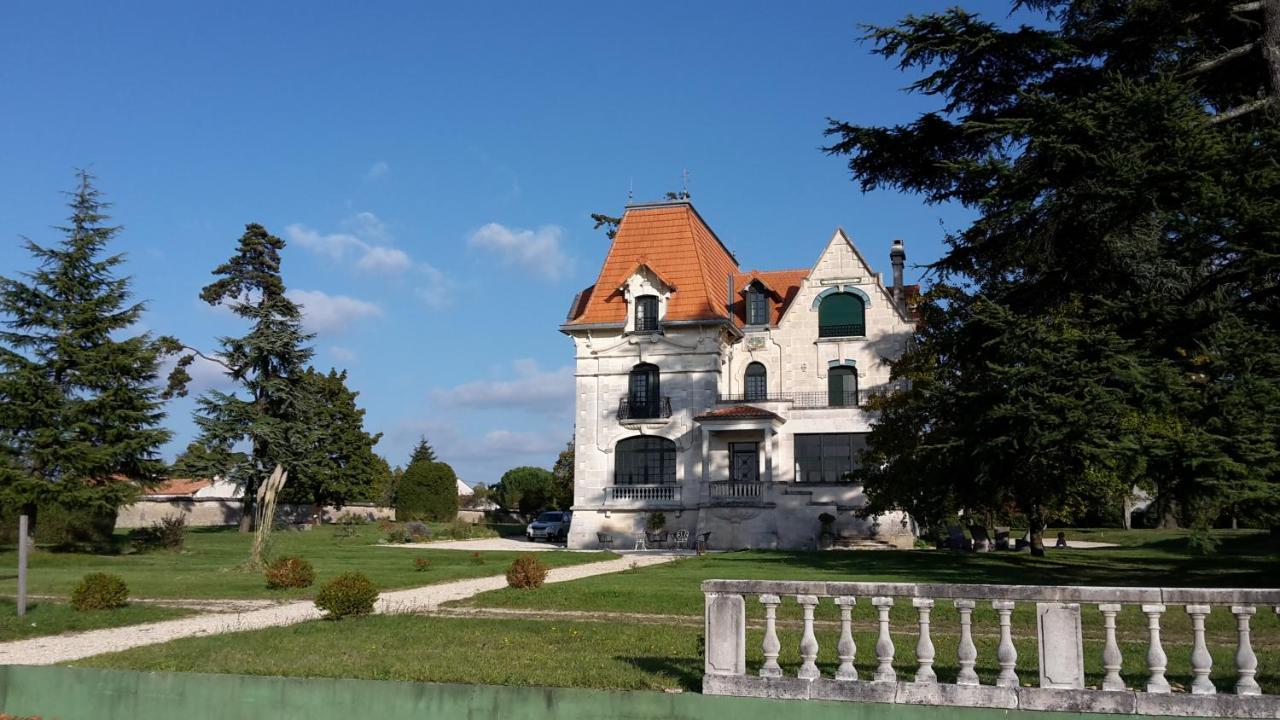 Villa Claude Cognac Exterior foto